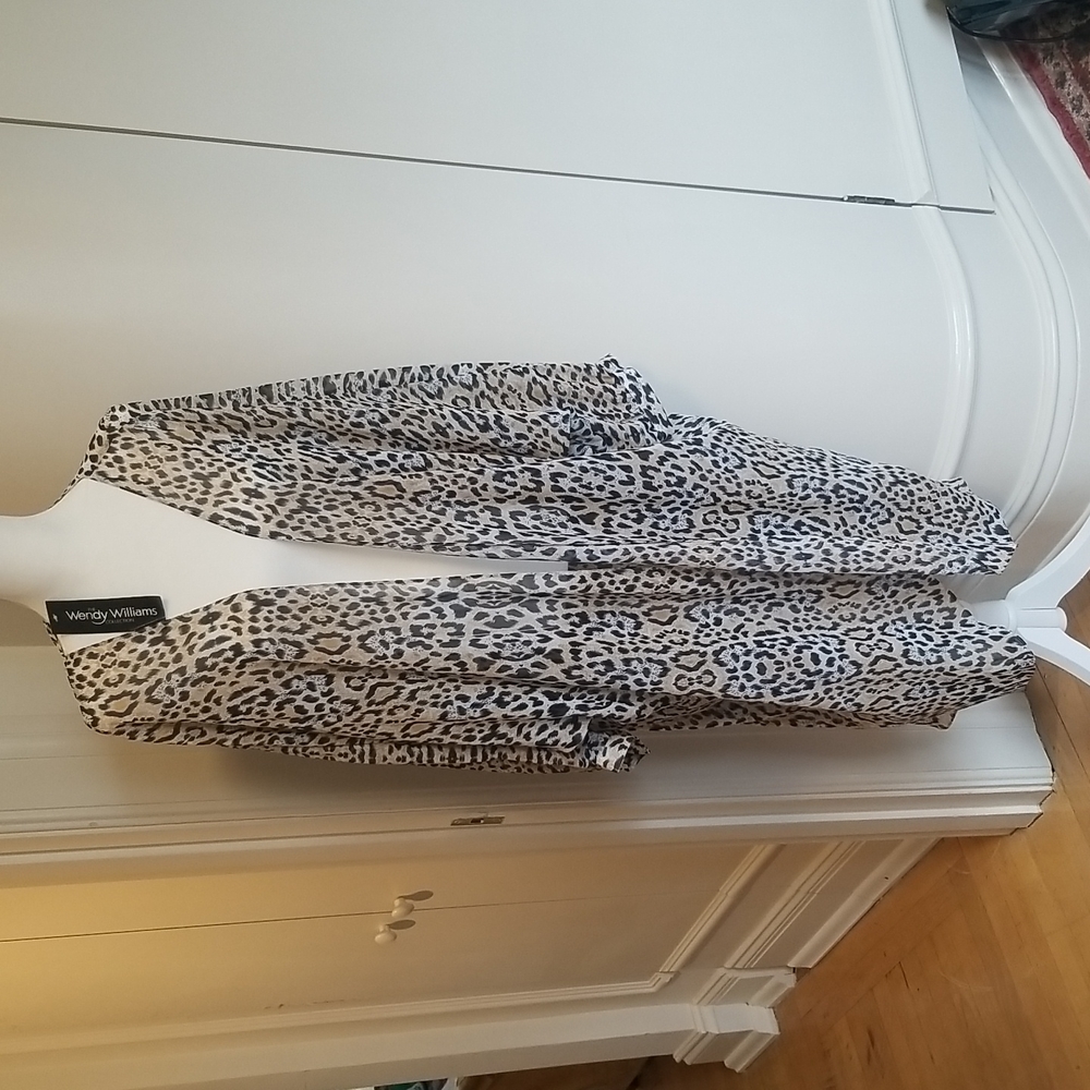 WENDY WILLIAMS Sheer Leopard Long Robe or Jacket Layer